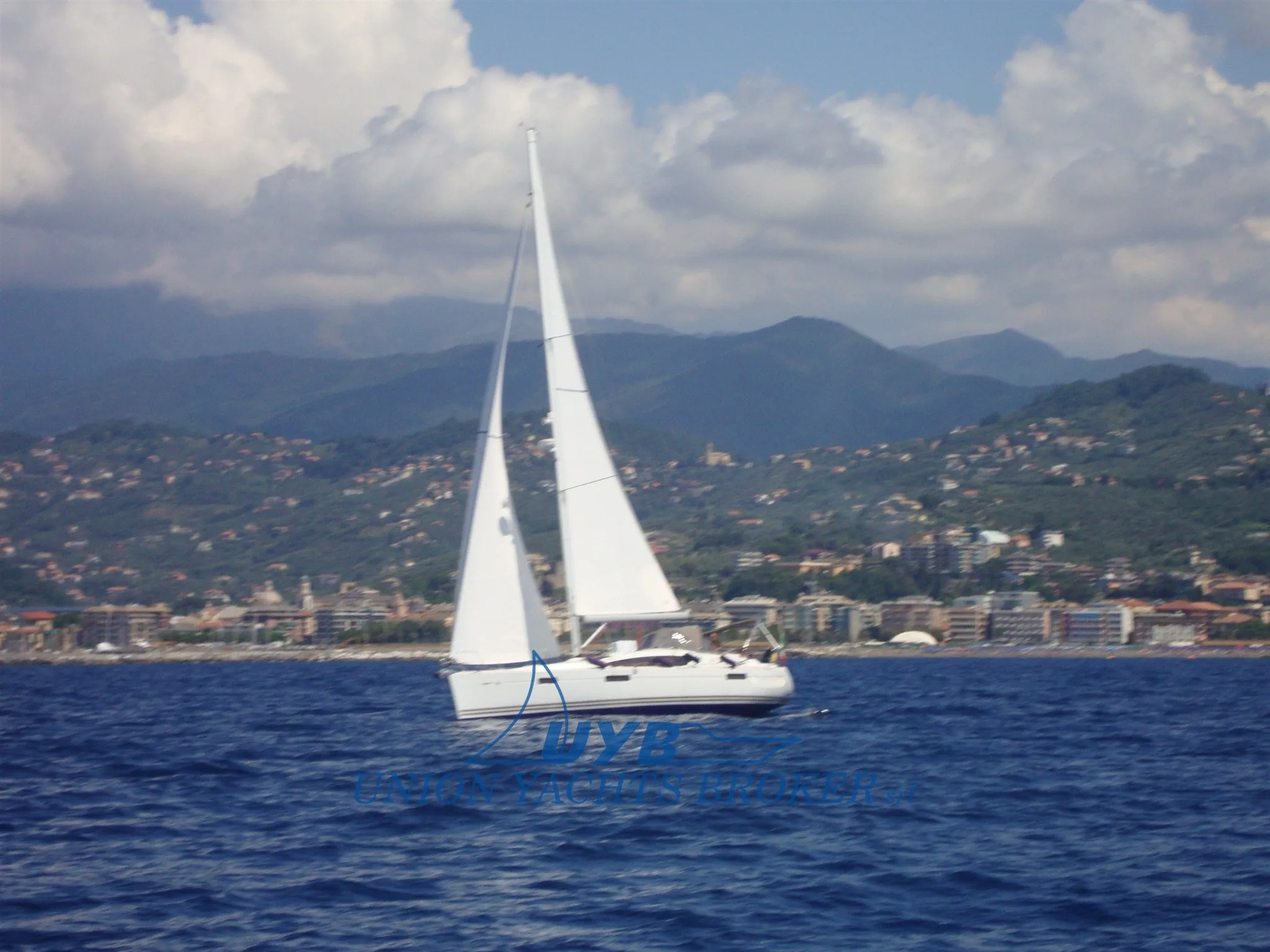 Jeanneau SUN ODYSSEY 42 DS NEW used - photo 1