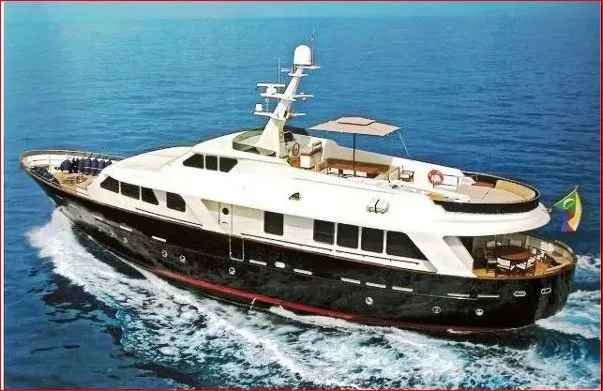 Benetti Navetta 95 usato - foto 1