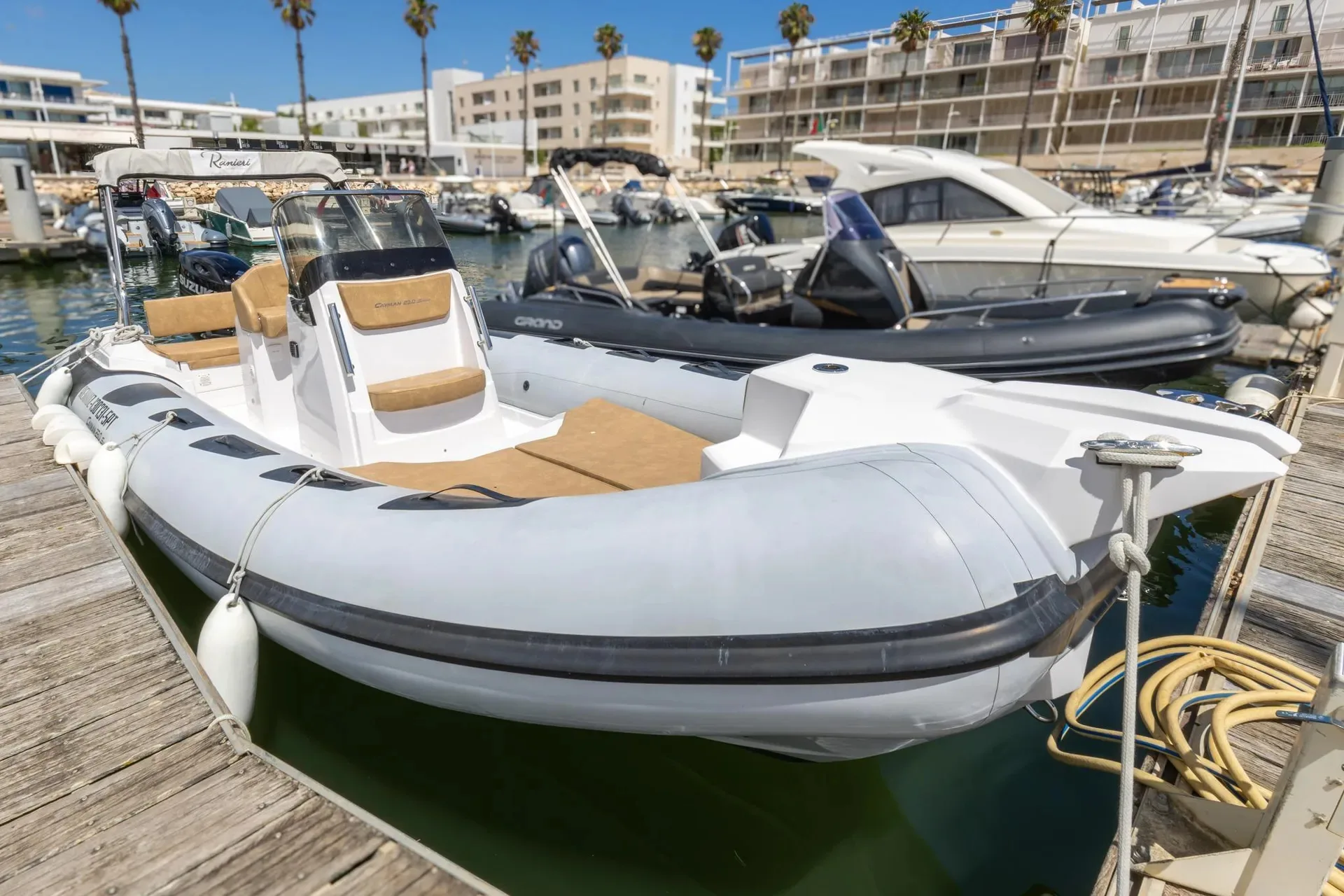 Ranieri Cayman 23.0 Sport d'occasion - photo 1 Ranieri Cayman 23.0 Sport d'occasion - photo 1