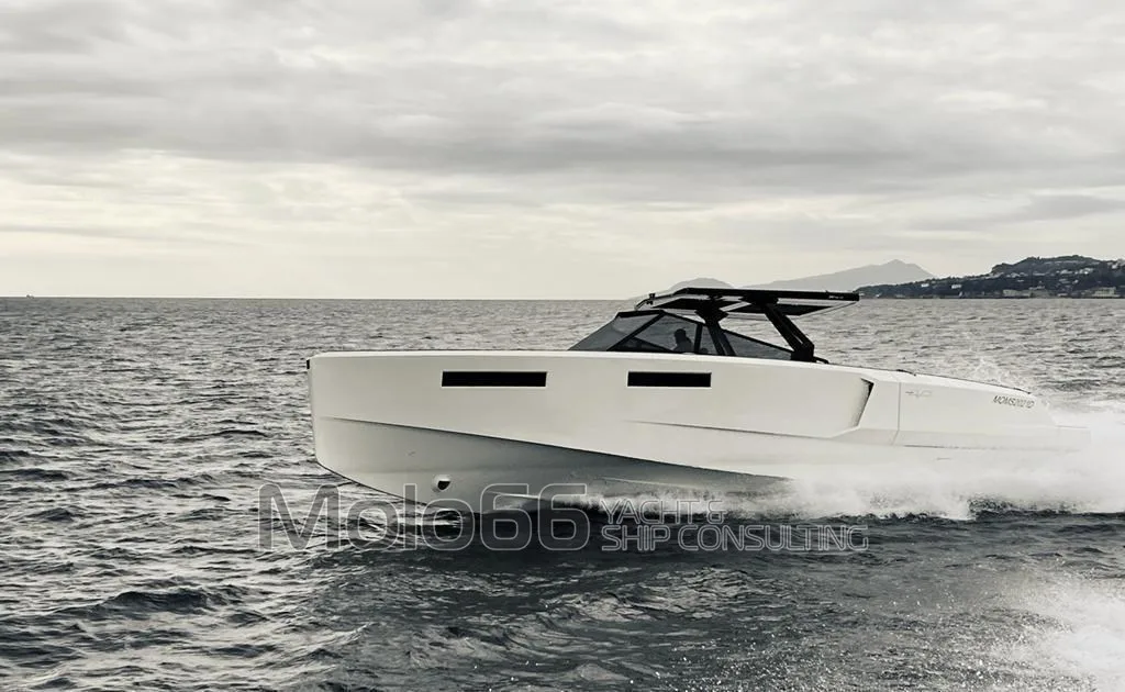 Evo Yachts Evo R4 WA gebraucht - Foto 1 Evo Yachts Evo R4 WA gebraucht - Foto 1