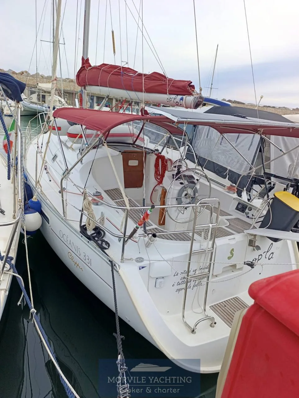 Beneteau Oceanis Clipper 331 gebraucht - Foto 1