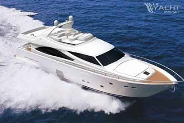 Ferretti Yachts 830 usato - foto 1