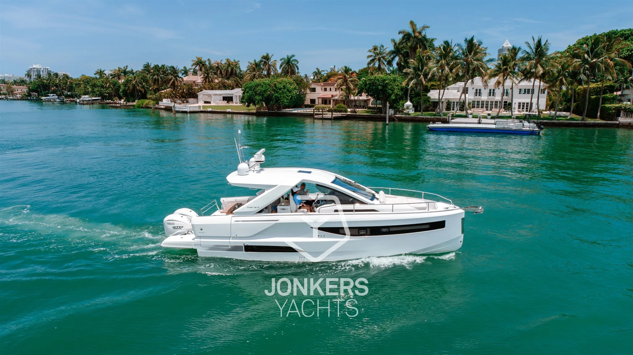 Jeanneau DB 37 OB used - photo 1