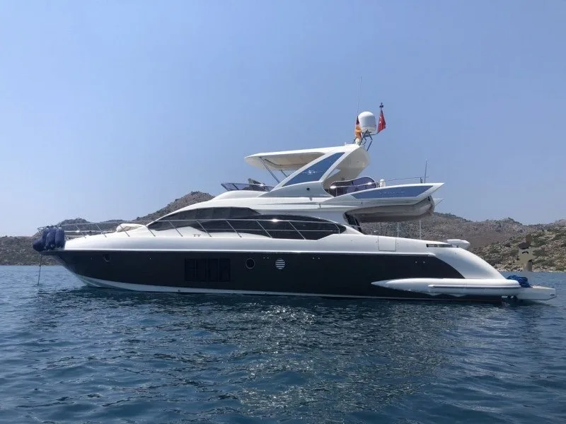 Azimut 64 d'occasion - photo 1