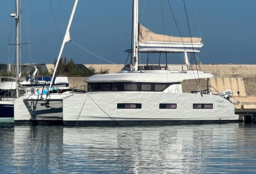 Lagoon 55 new boat - photo 1