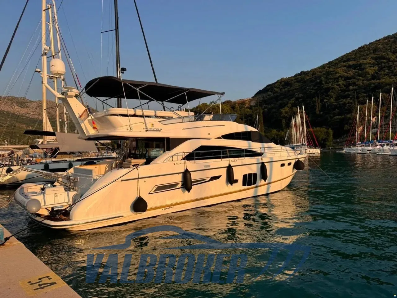 Fairline SQUADRON 55 usato - foto 1 Fairline SQUADRON 55 usato - foto 1