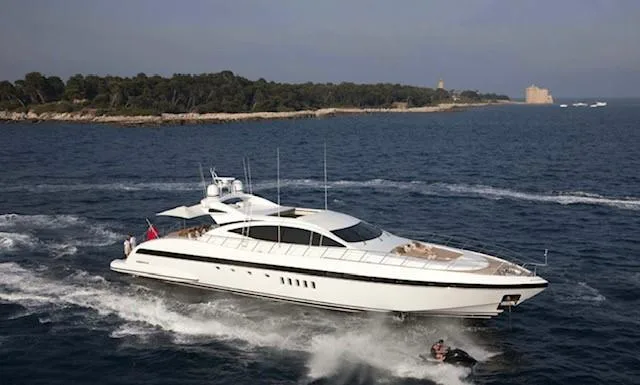 Overmarine Group Mangusta 92 used - photo 1 Overmarine Group Mangusta 92 used - photo 1