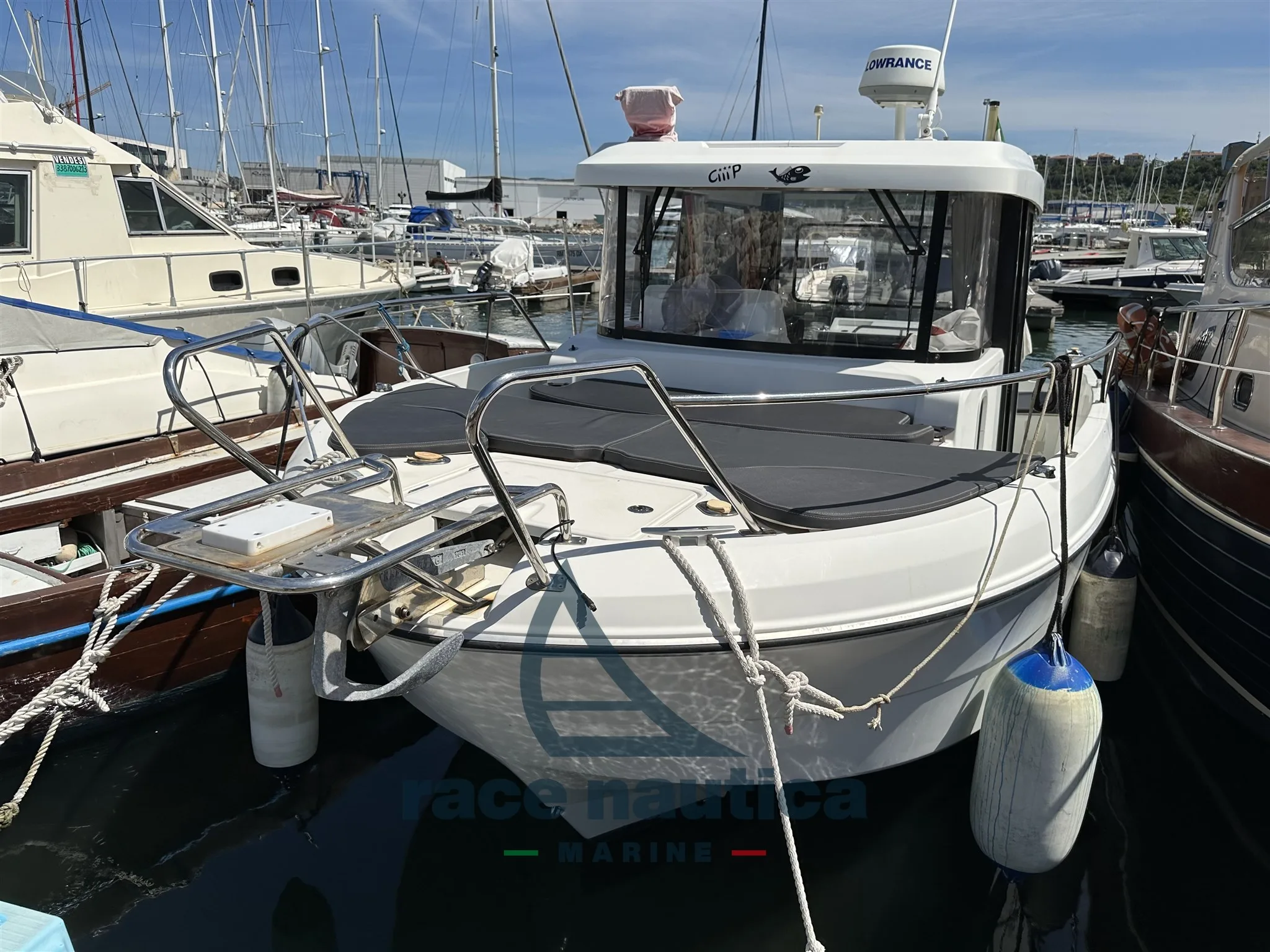 Beneteau Barracuda 8 used - photo 1